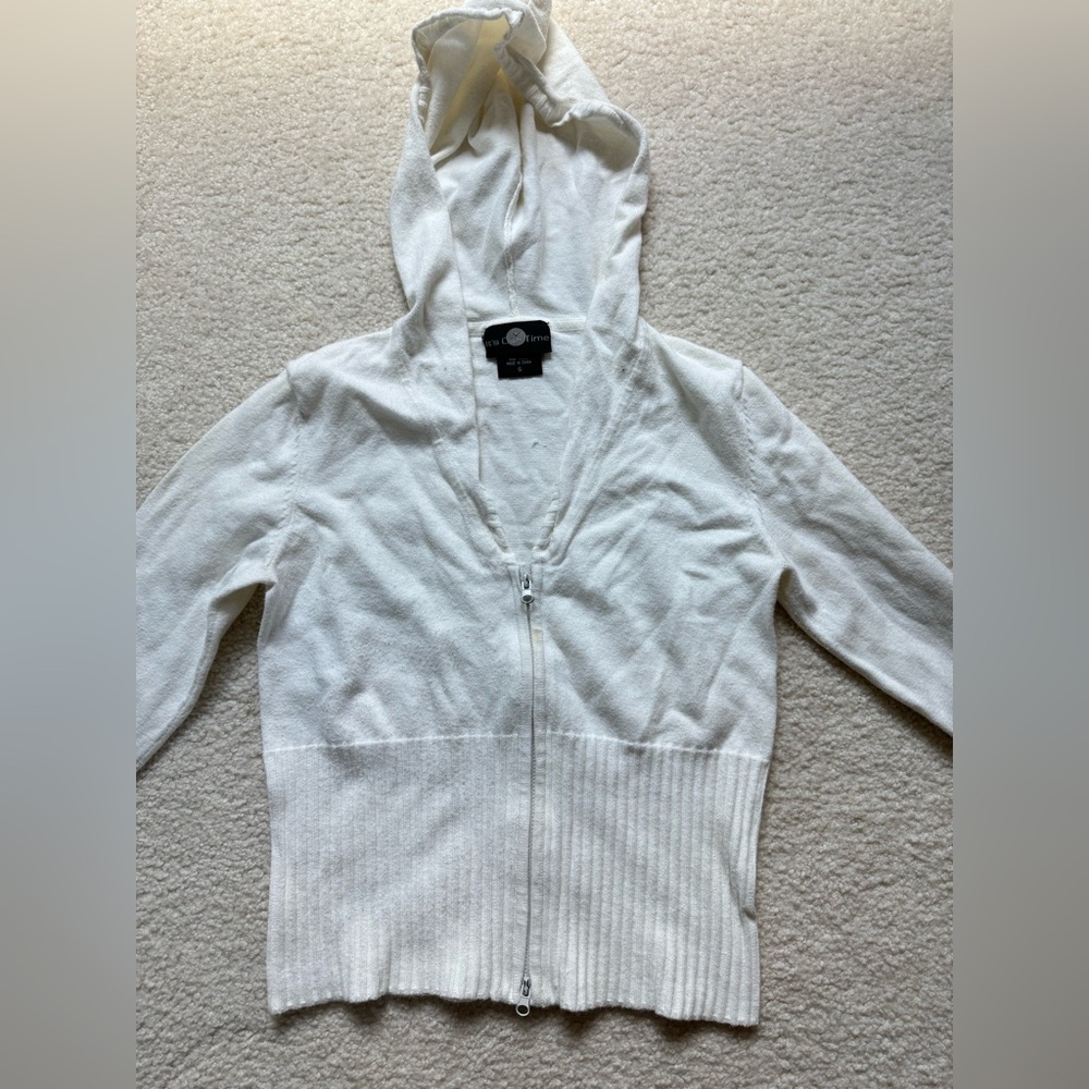 Y2k white knit zip up sweater